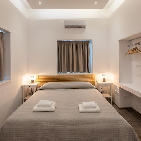 Rooms - Unique Staying In Paphos Centre Экстерьер фото