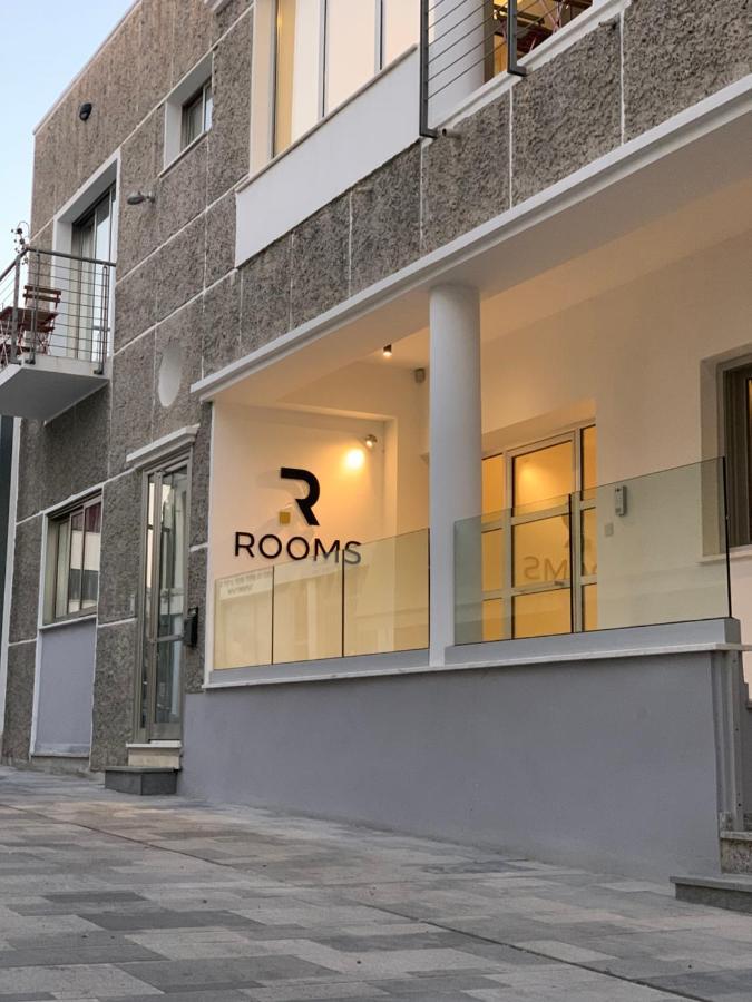 Rooms - Unique Staying In Paphos Centre Экстерьер фото