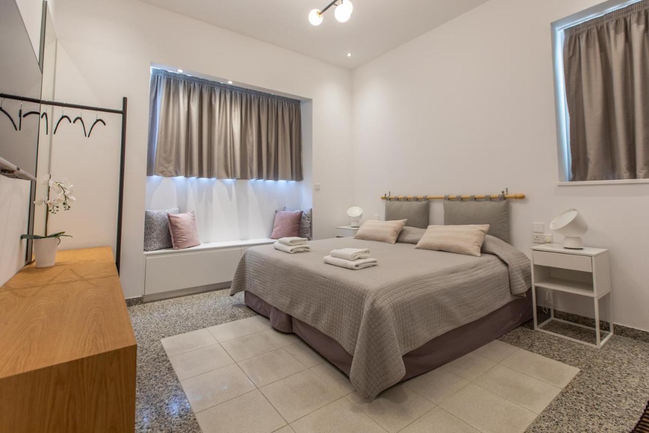 Rooms - Unique Staying In Paphos Centre Номер фото